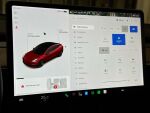 Tesla Model 3 2021 Punainen