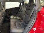 Tesla Model 3 2021 Punainen