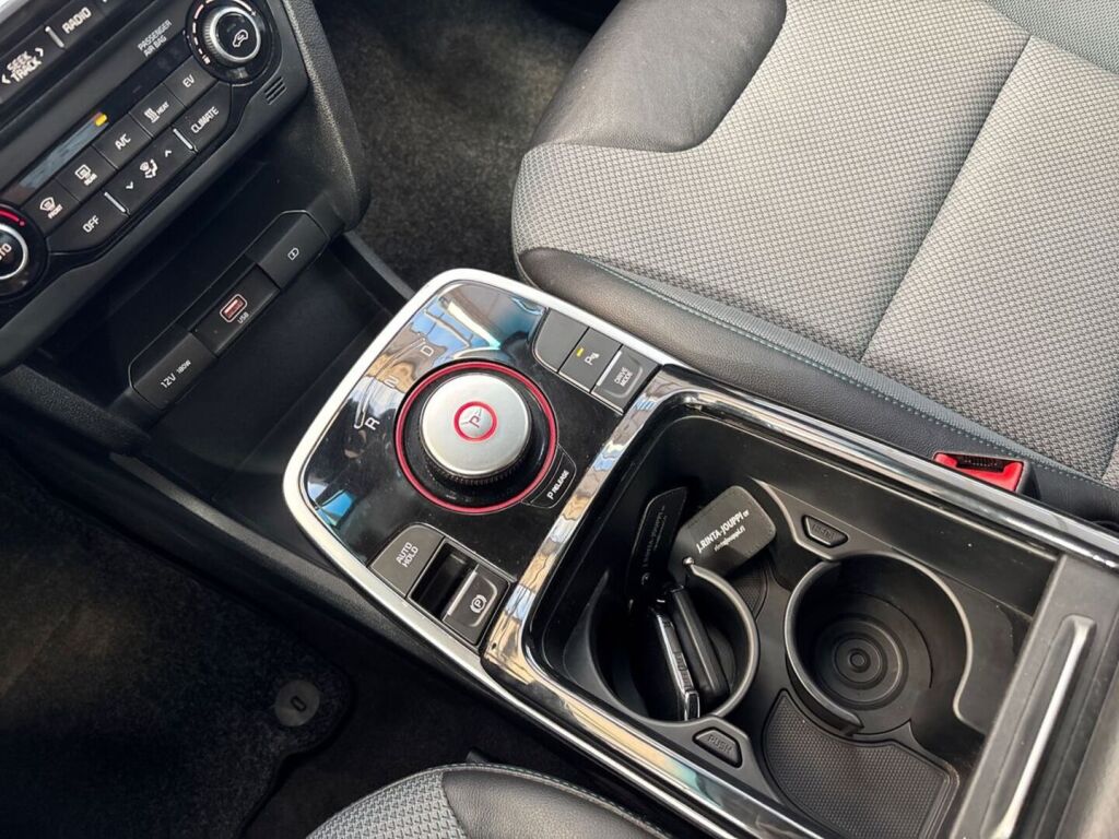 Kia Niro Electric 2021 Punainen