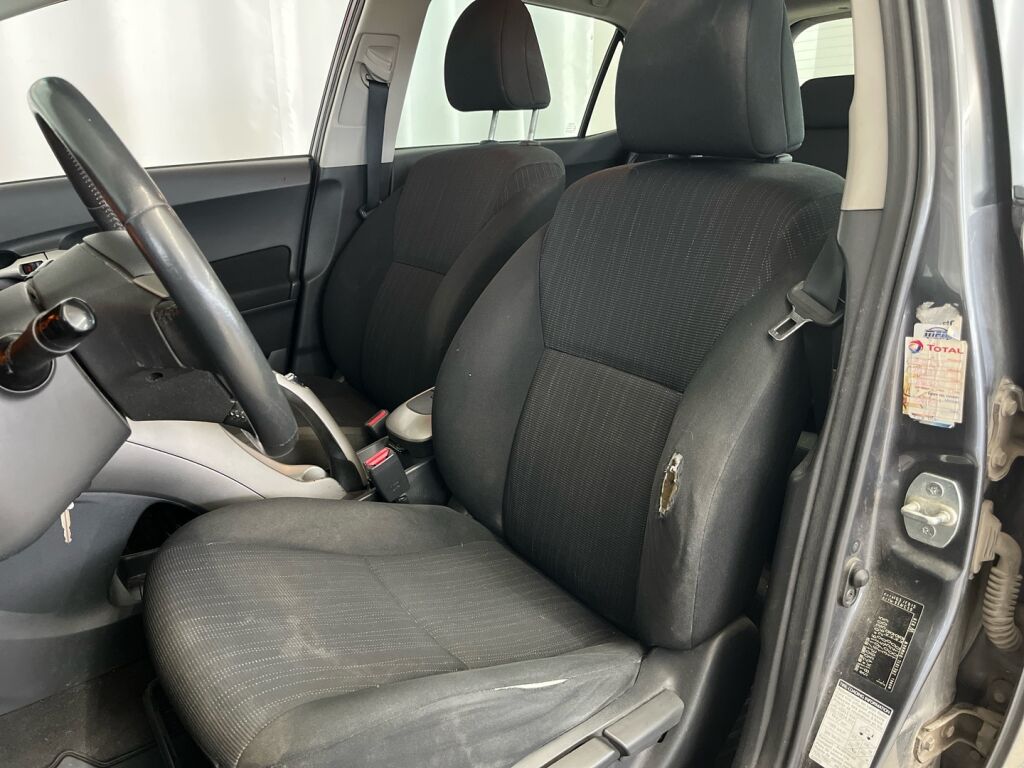 Toyota Auris 2007 Harmaa