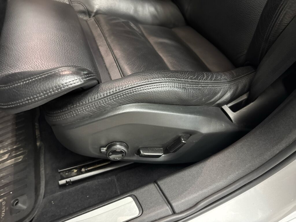 Volvo V60 2020 Hopea