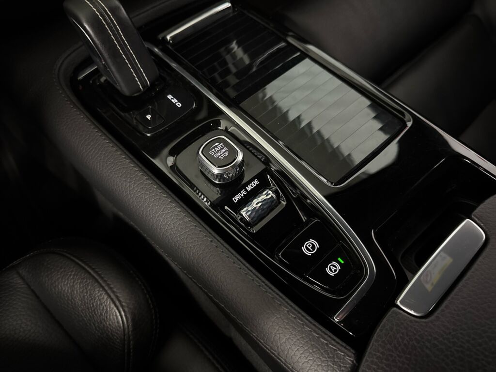 Volvo V60 2020 Hopea