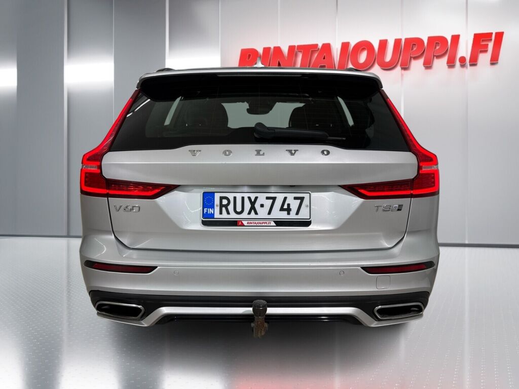 Volvo V60 2020 Hopea