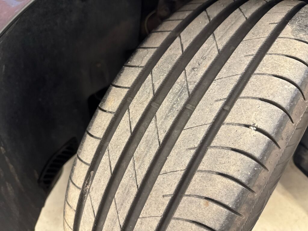 Skoda Enyaq 2023 Harmaa