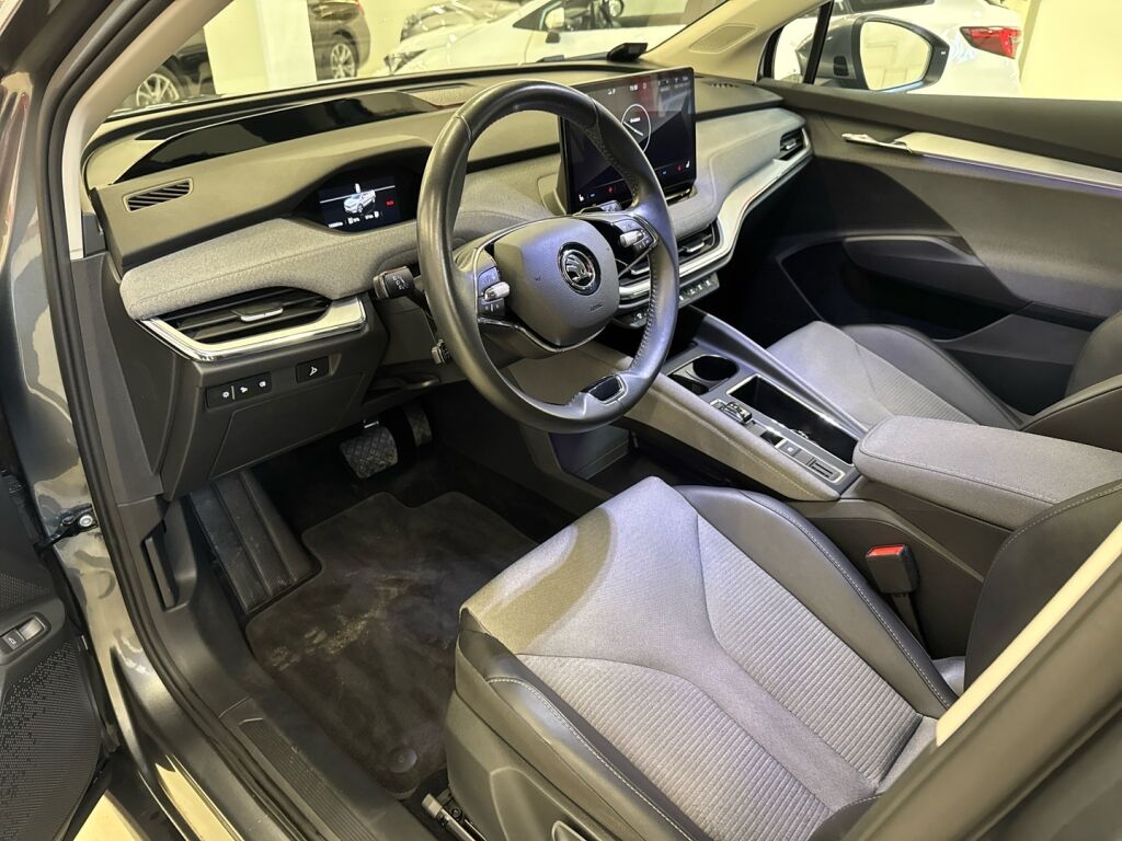 Skoda Enyaq 2023 Harmaa