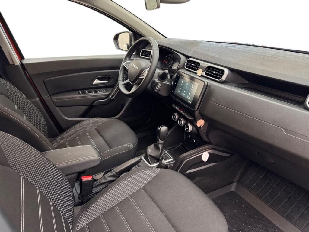 Dacia Duster 2023 Oranssi