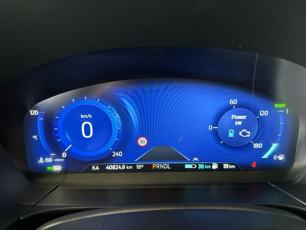 Ford Kuga 2023 Harmaa