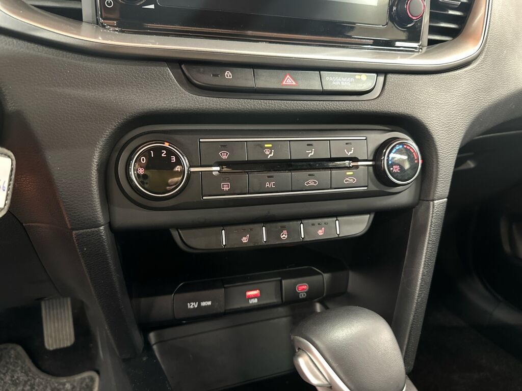 Kia Ceed 2023 Vihreä