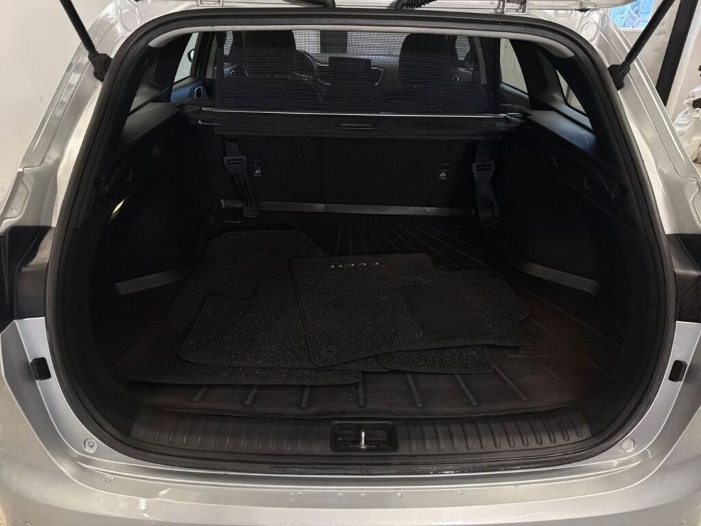 Kia Ceed 2023 Hopea