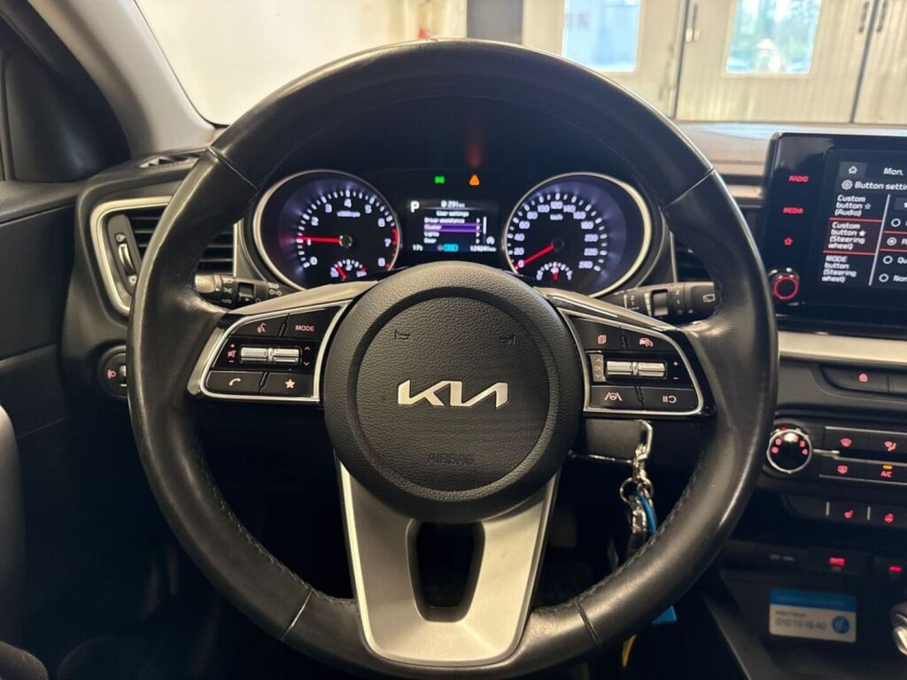 Kia Ceed 2023 Hopea
