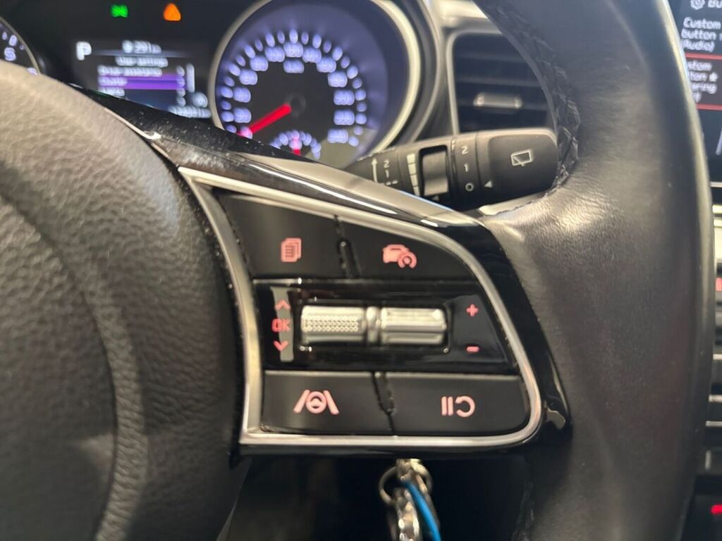 Kia Ceed 2023 Hopea