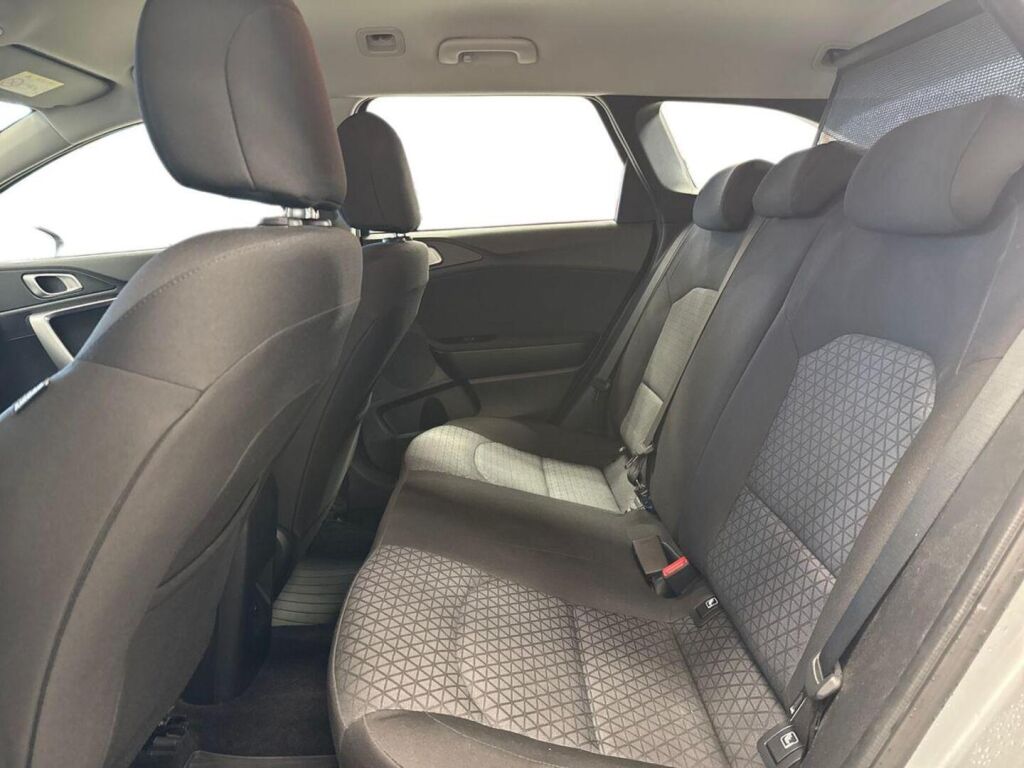 Kia Ceed 2023 Hopea