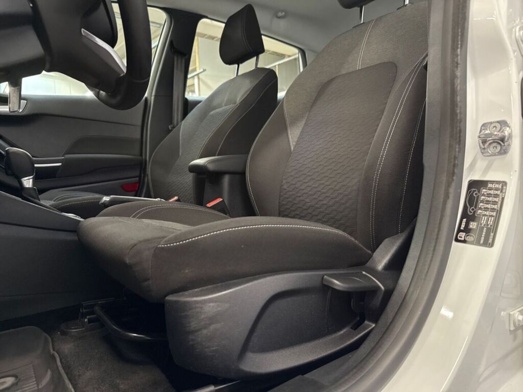 Ford Fiesta 2023 Valkoinen
