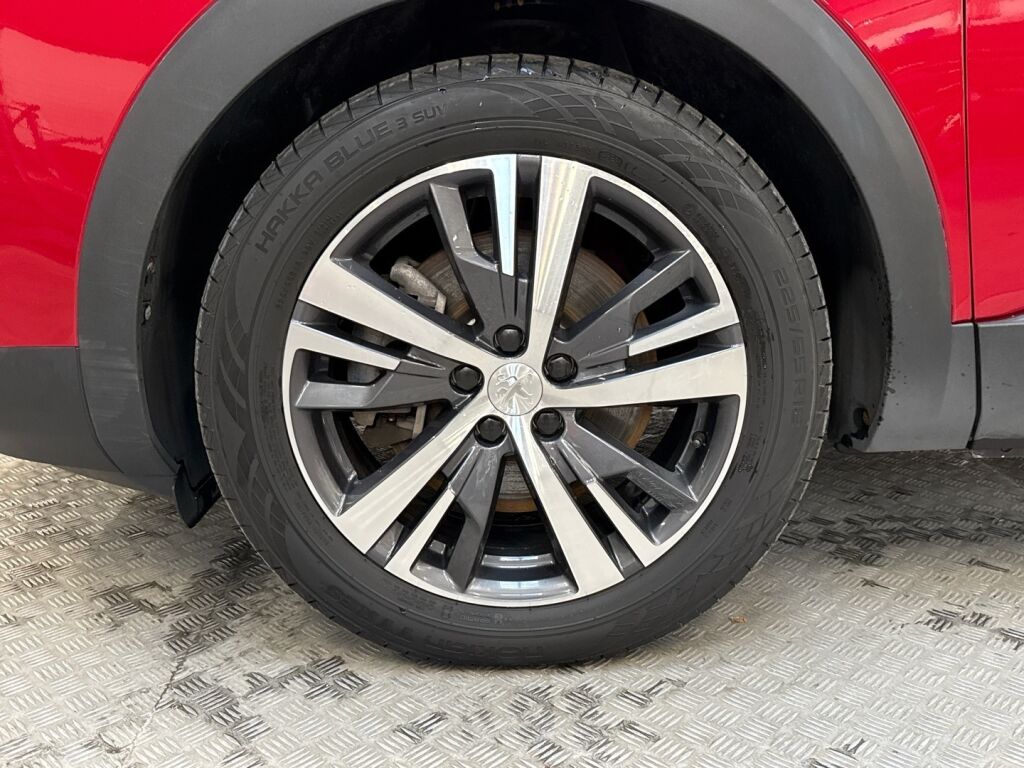 Peugeot 3008 2023 Punainen