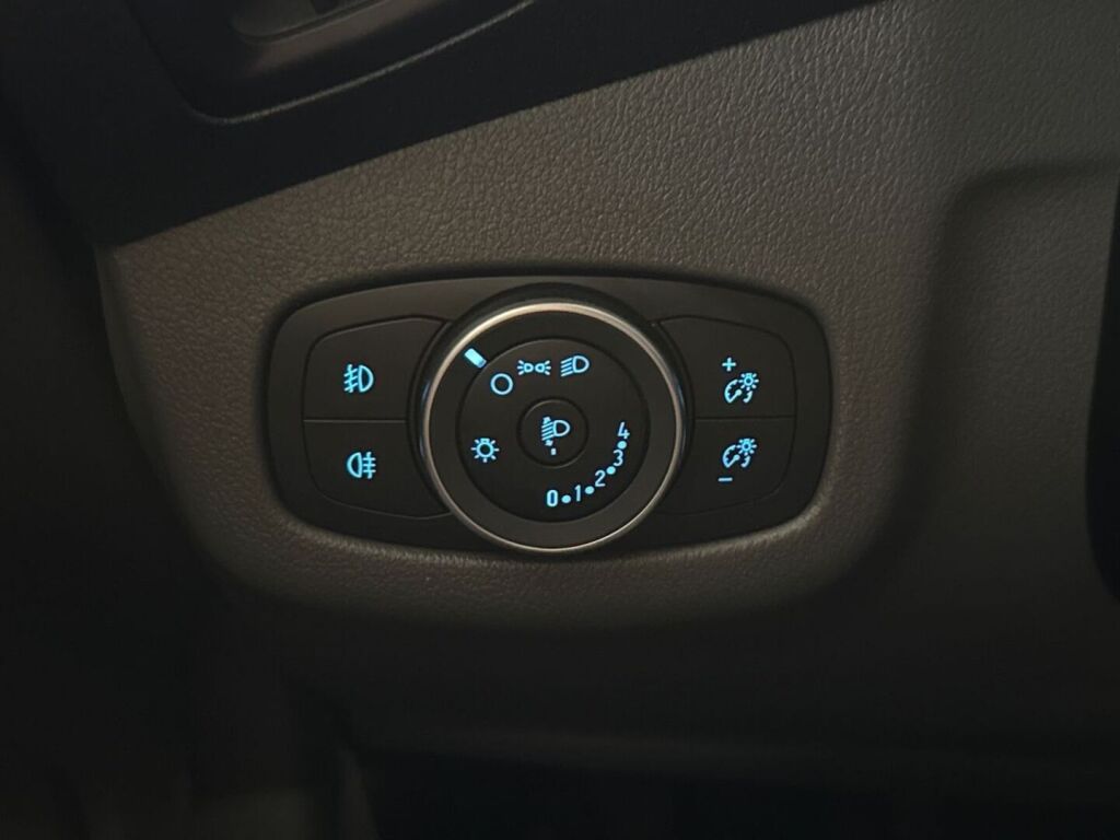Ford Transit Connect 2023 Valkoinen