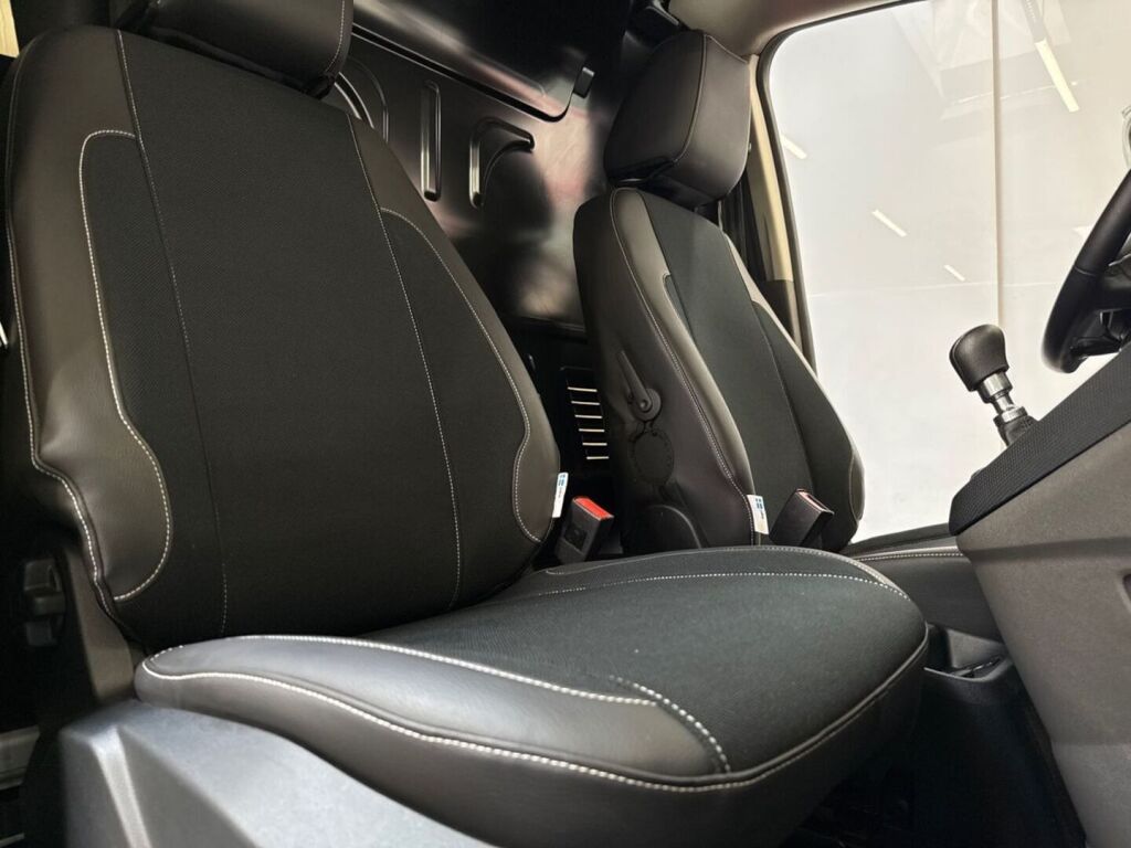 Ford Transit Connect 2023 Valkoinen