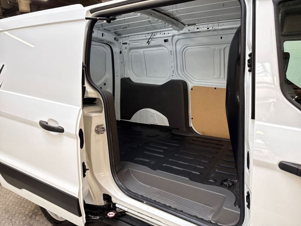 Ford Transit Connect 2023 Valkoinen