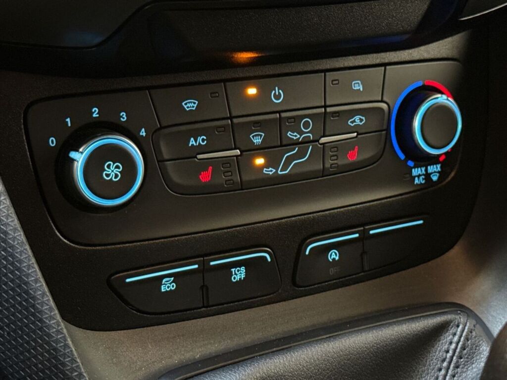 Ford Transit Connect 2023 Valkoinen