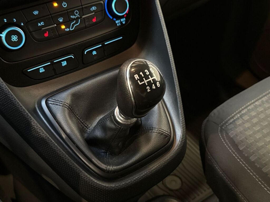 Ford Transit Connect 2023 Valkoinen