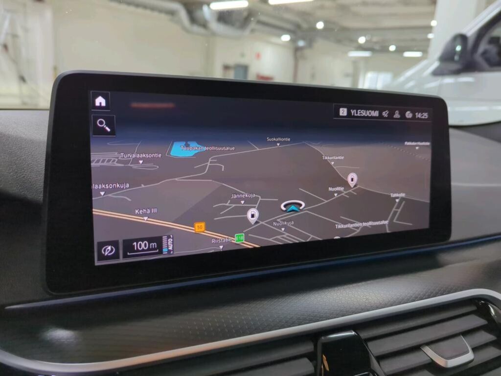 BMW 530 2023 Musta