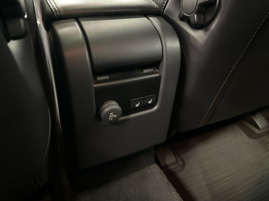 Volvo XC60 2013 Musta