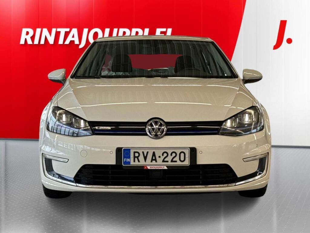 Volkswagen Golf 2015 Valkoinen