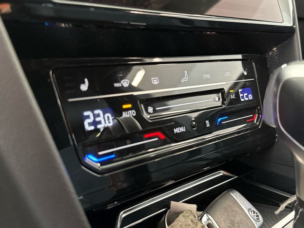 Volkswagen Arteon 2022 Valkoinen