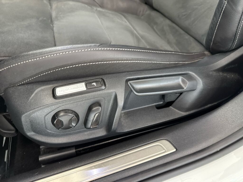 Volkswagen Arteon 2022 Valkoinen