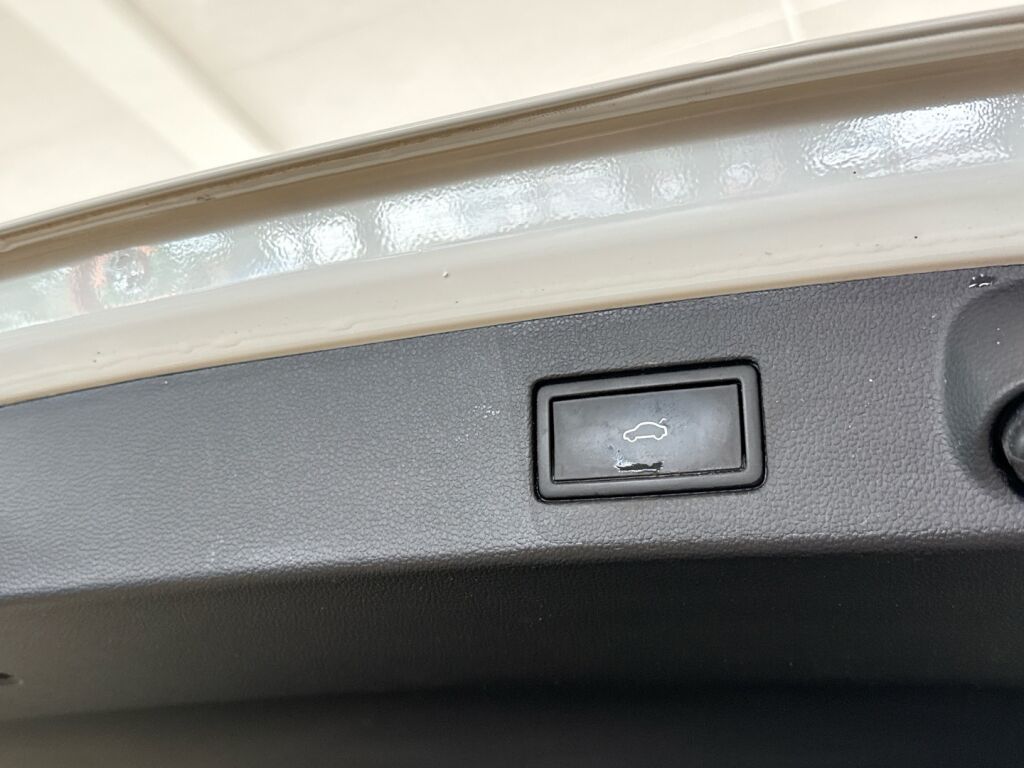 Volkswagen Arteon 2022 Valkoinen