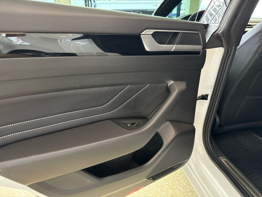 Volkswagen Arteon 2022 Valkoinen