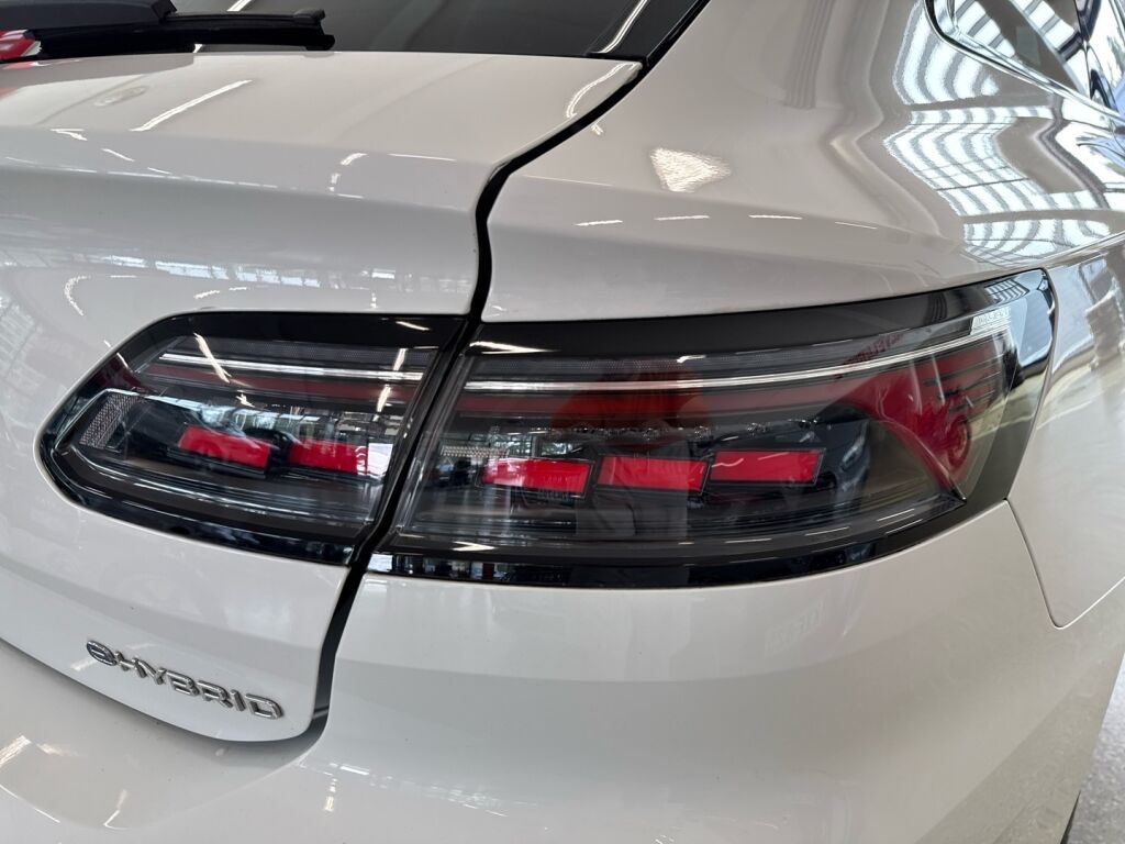 Volkswagen Arteon 2022 Valkoinen