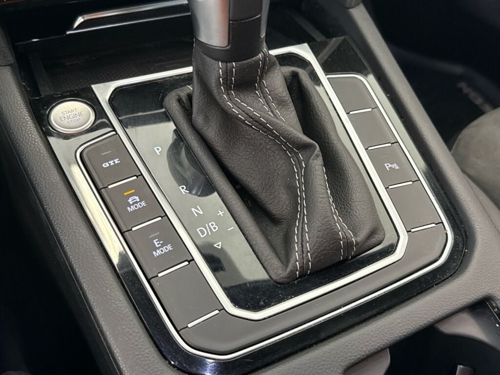 Volkswagen Arteon 2022 Valkoinen