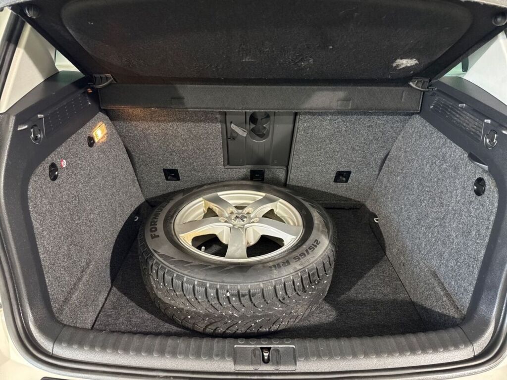 Volkswagen Tiguan 2012 Valkoinen