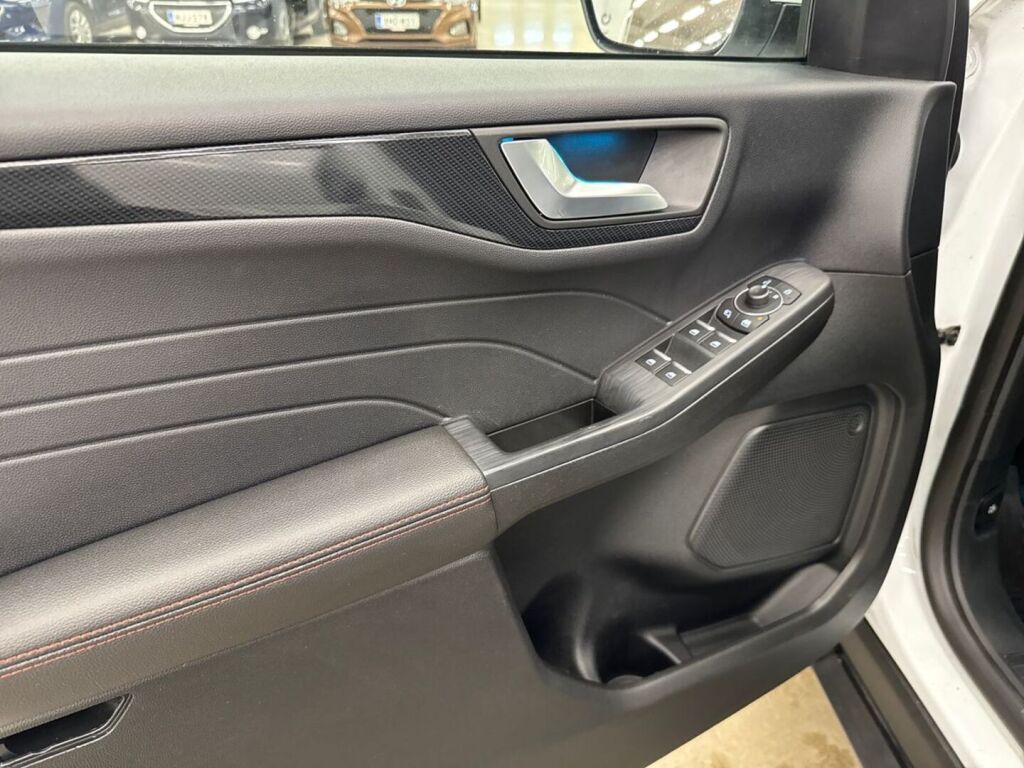 Ford Kuga 2023 Valkoinen