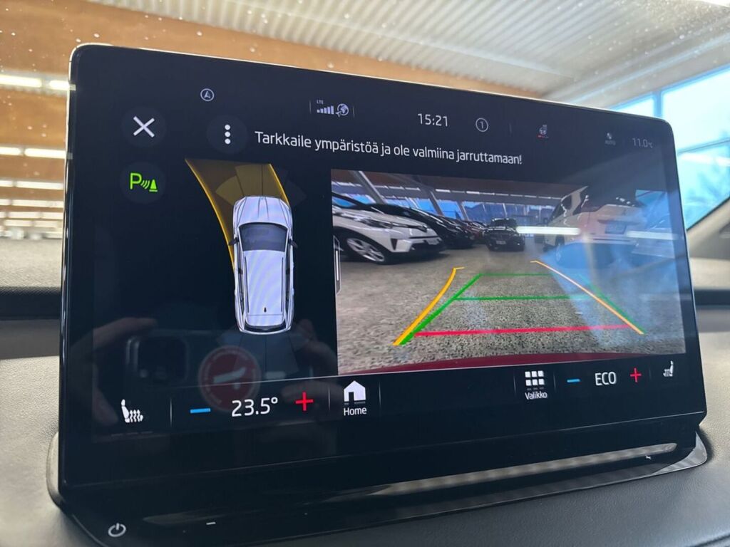 Skoda Enyaq 2023 Punainen