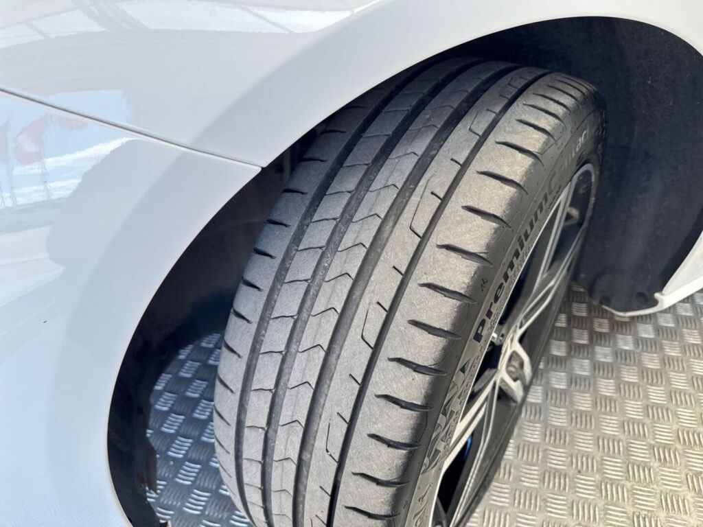 Mercedes-Benz CLA 2023 Valkoinen