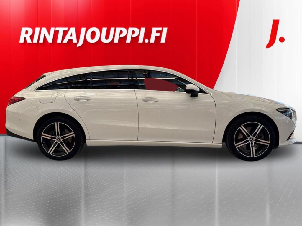 Mercedes-Benz CLA 2023 Valkoinen