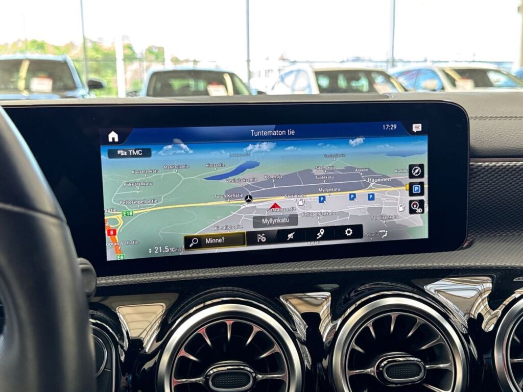 Mercedes-Benz CLA 2023 Valkoinen