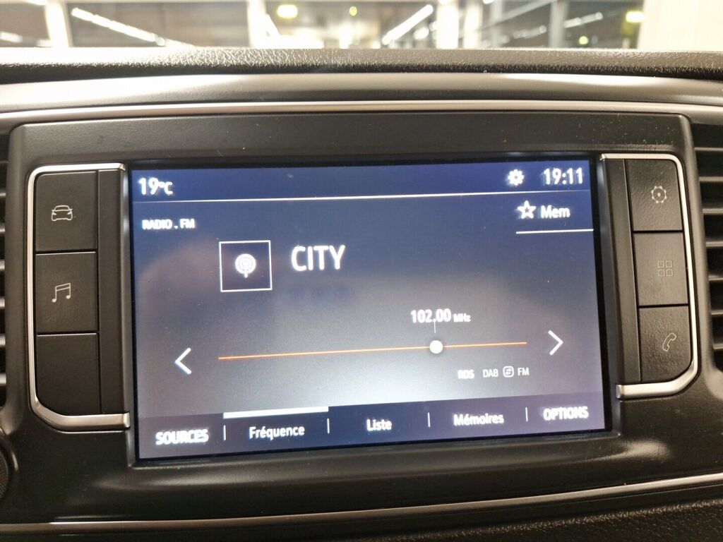 Opel Vivaro 2023 Valkoinen