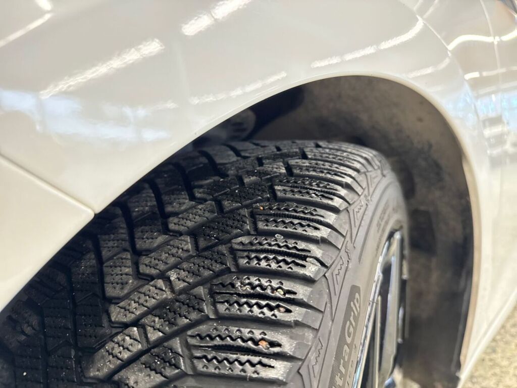 Opel Astra 2023 Valkoinen