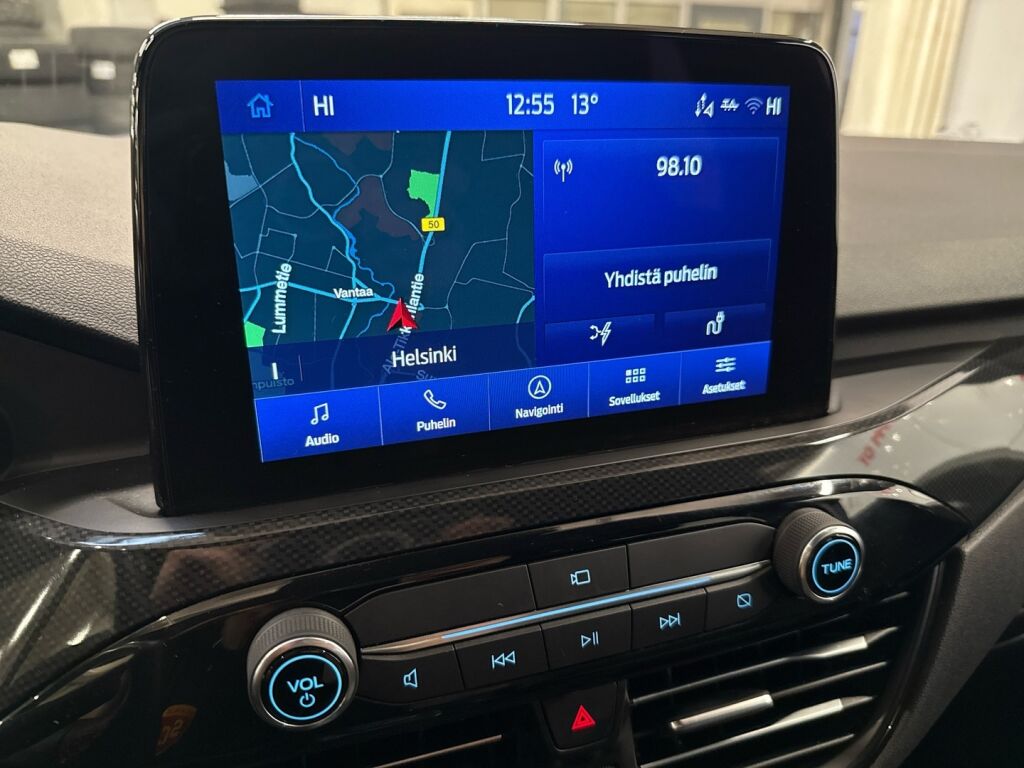 Ford Kuga 2023 Punainen