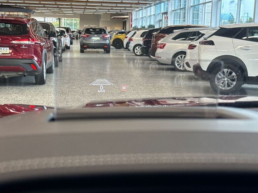 Ford Kuga 2023 Lucid Red