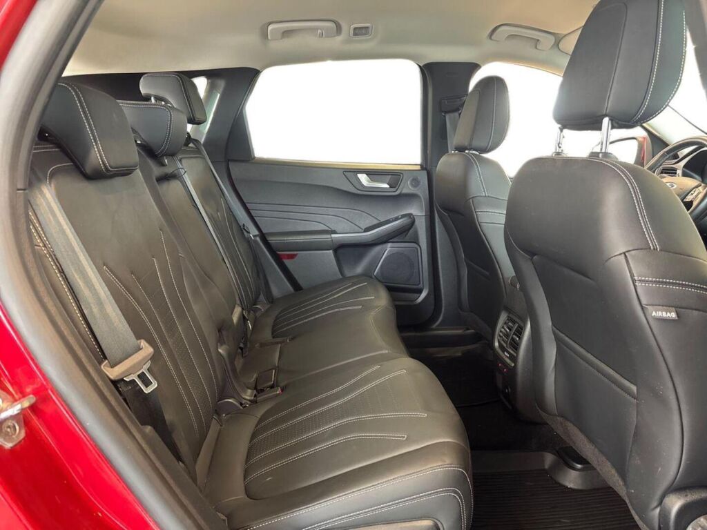 Ford Kuga 2023 Lucid Red