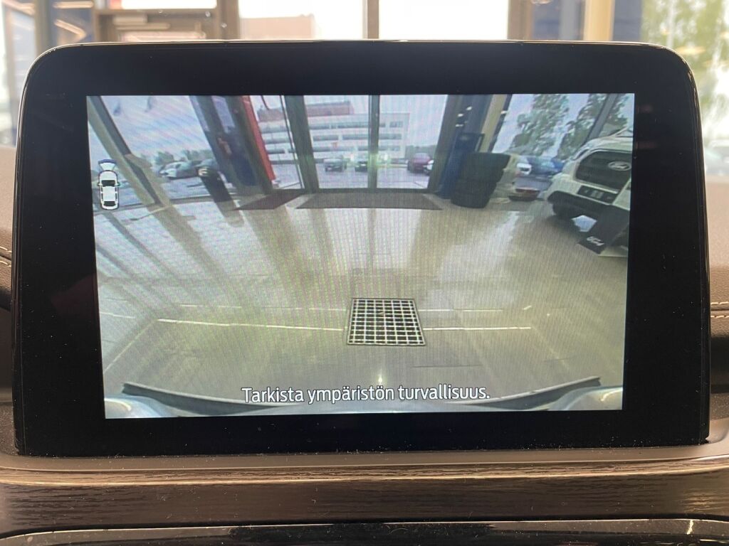 Ford Kuga 2023 Lucid Red