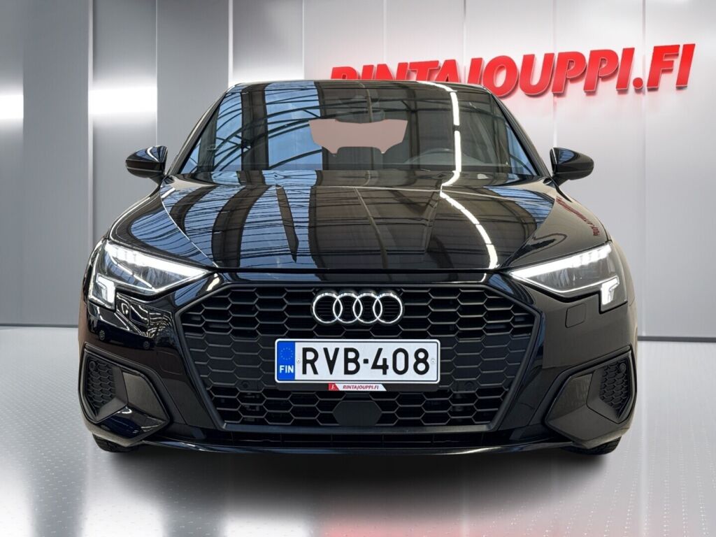 Audi A3 2023 Musta
