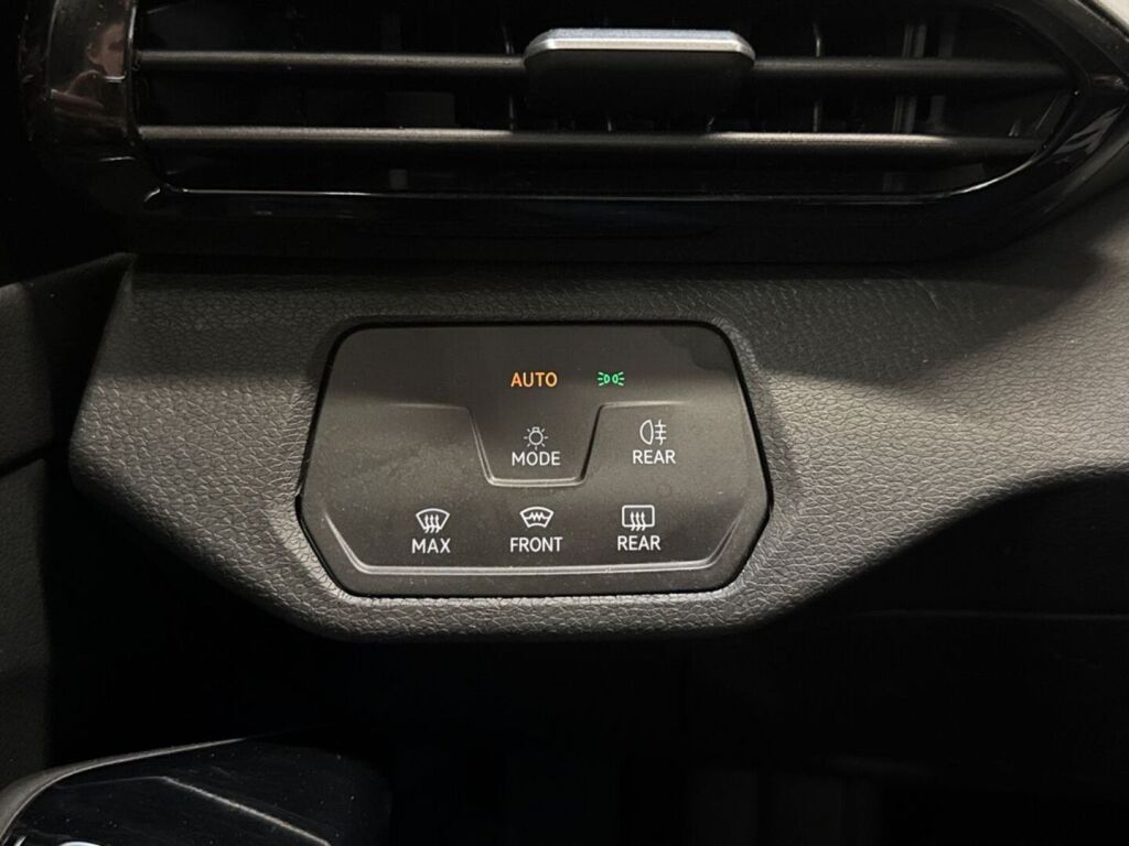 Volkswagen ID.4 2023 Punainen