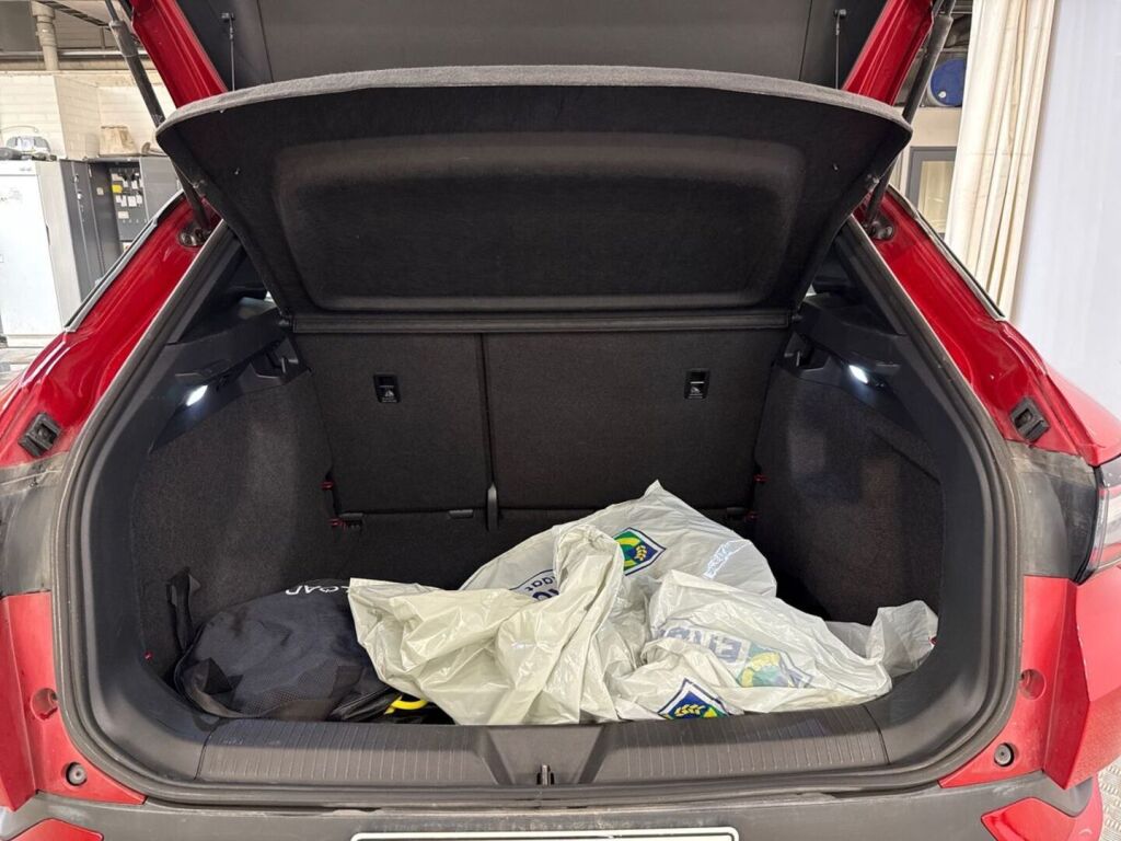 Volkswagen ID.4 2023 Punainen