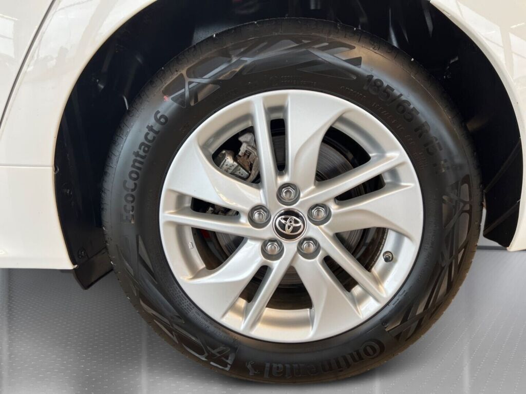 Toyota Yaris 2023 Valkoinen