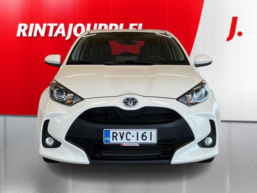 Toyota Yaris 2023 Valkoinen