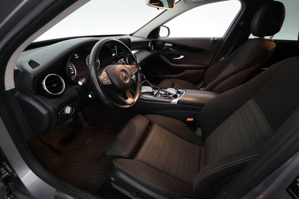 Mercedes-Benz C 2016 Harmaa